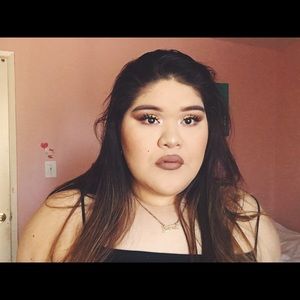 Meet your Posher, Janel